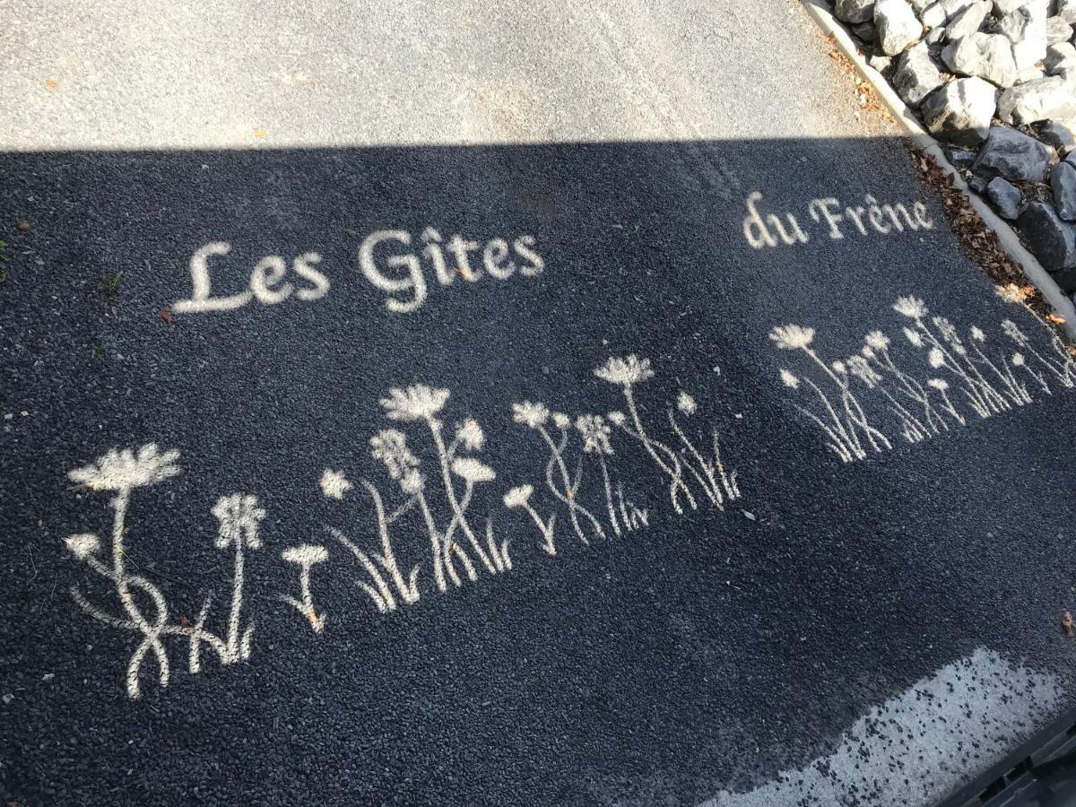 Gites Du Frene Wattignies Esterno foto